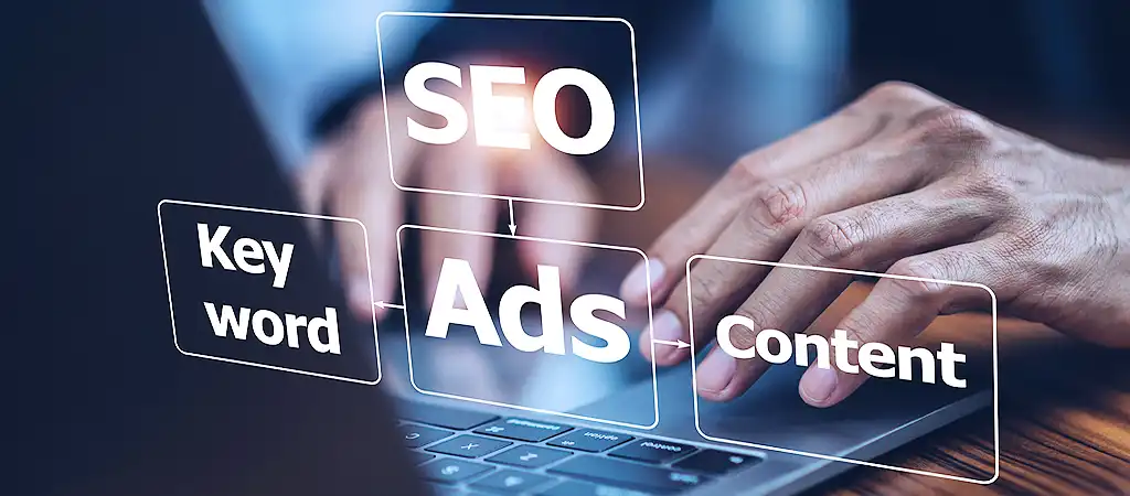 A fizetett hirdetések támogatását hangsúlyozó kép a keresőoptimalizálásban.