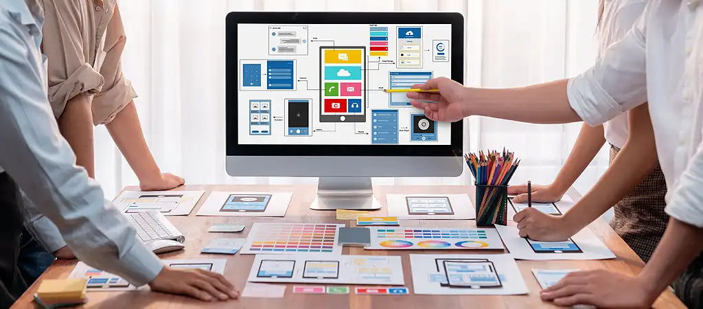 A weboldal készítés tervezési szakasza mobil eszközre, ahol a webdesign meghatározása és véglegesítése történik az ügyfél igényei szerint.